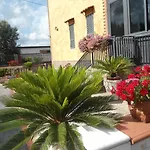 فندق مبيت وإفطار H.ave بومبيي