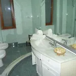 H.ave 4* بومبيي