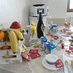 H.ave فندق مبيت وإفطار بومبيي