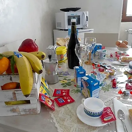 H.ave Bed & Breakfast Pompei