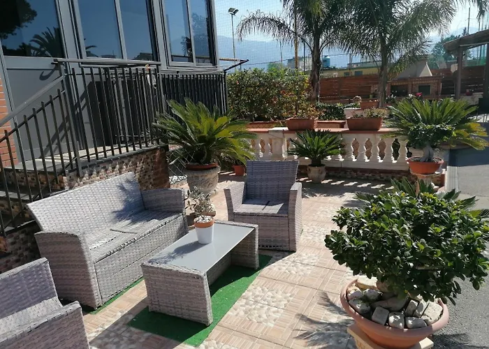 Oda ve Kahvaltı H.ave 4*